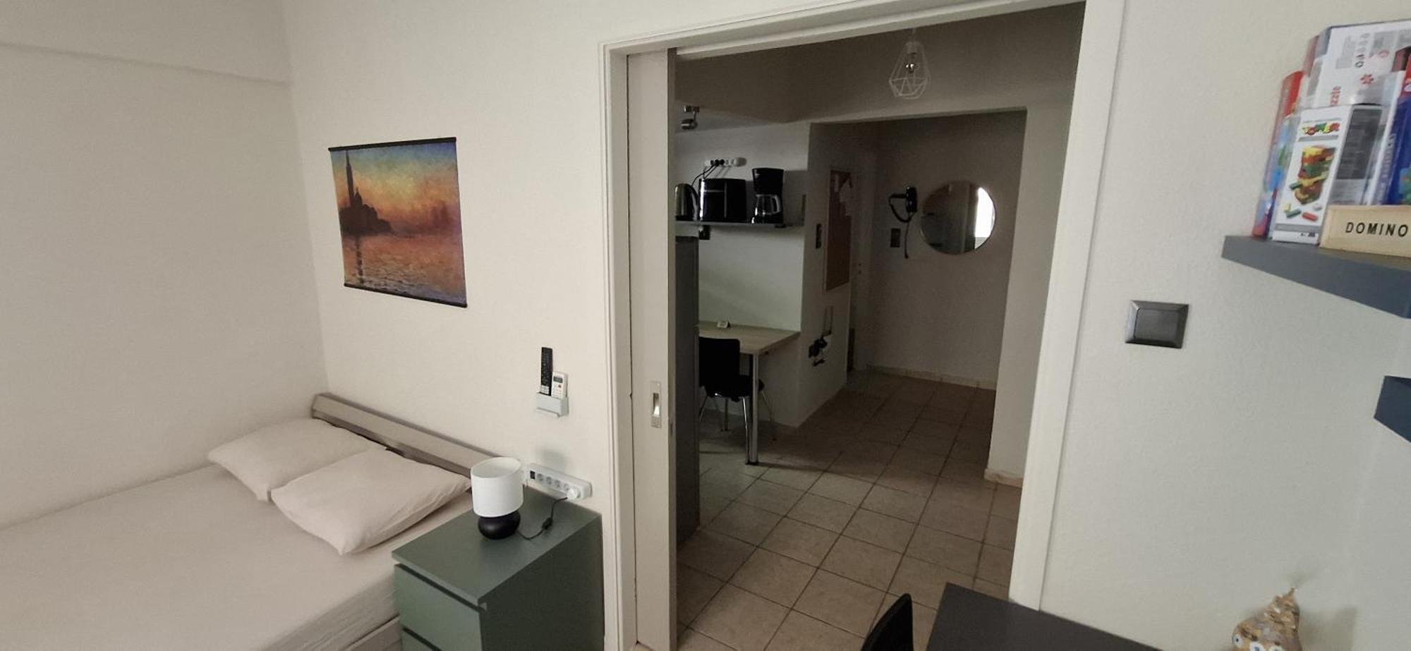 ראפינה Honeybee4 - Cozy Studio Close To The Port, Airport & Athens מראה חיצוני תמונה