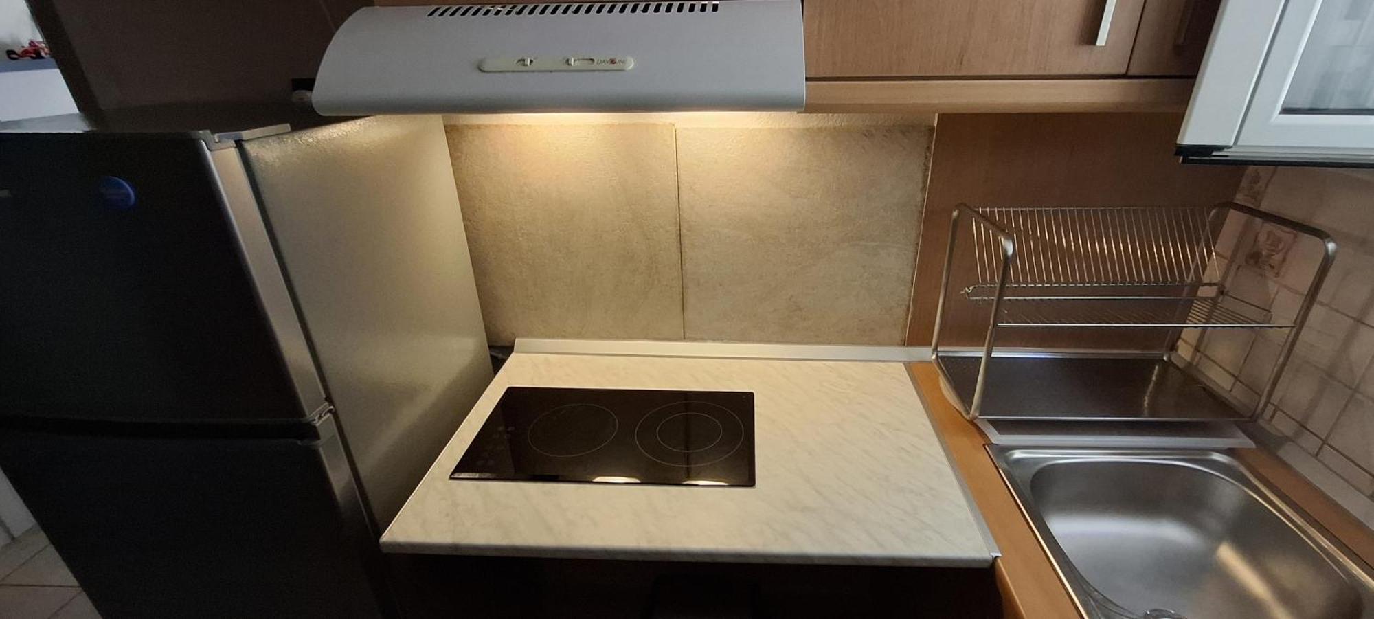 ראפינה Honeybee4 - Cozy Studio Close To The Port, Airport & Athens מראה חיצוני תמונה