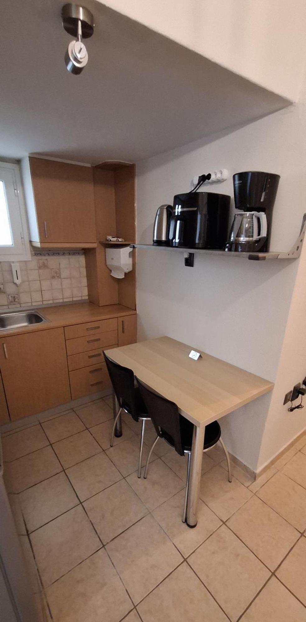 ראפינה Honeybee4 - Cozy Studio Close To The Port, Airport & Athens מראה חיצוני תמונה